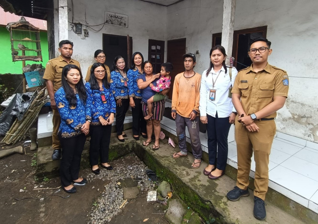 "Program Orang Tua Asuh Stunting: Sinergi Pemerintah dan Masyarakat dalam Penanganan Gizi Anak"